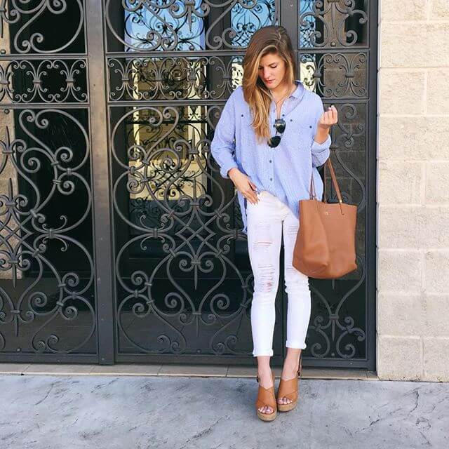 white jeans and white shoes
