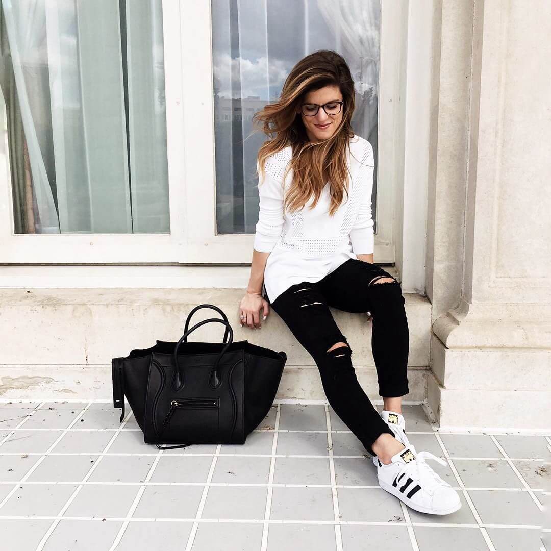 black and white jeans outfit