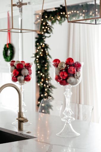 6 Simple Ways to Decorate for the Holidays • BrightonTheDay