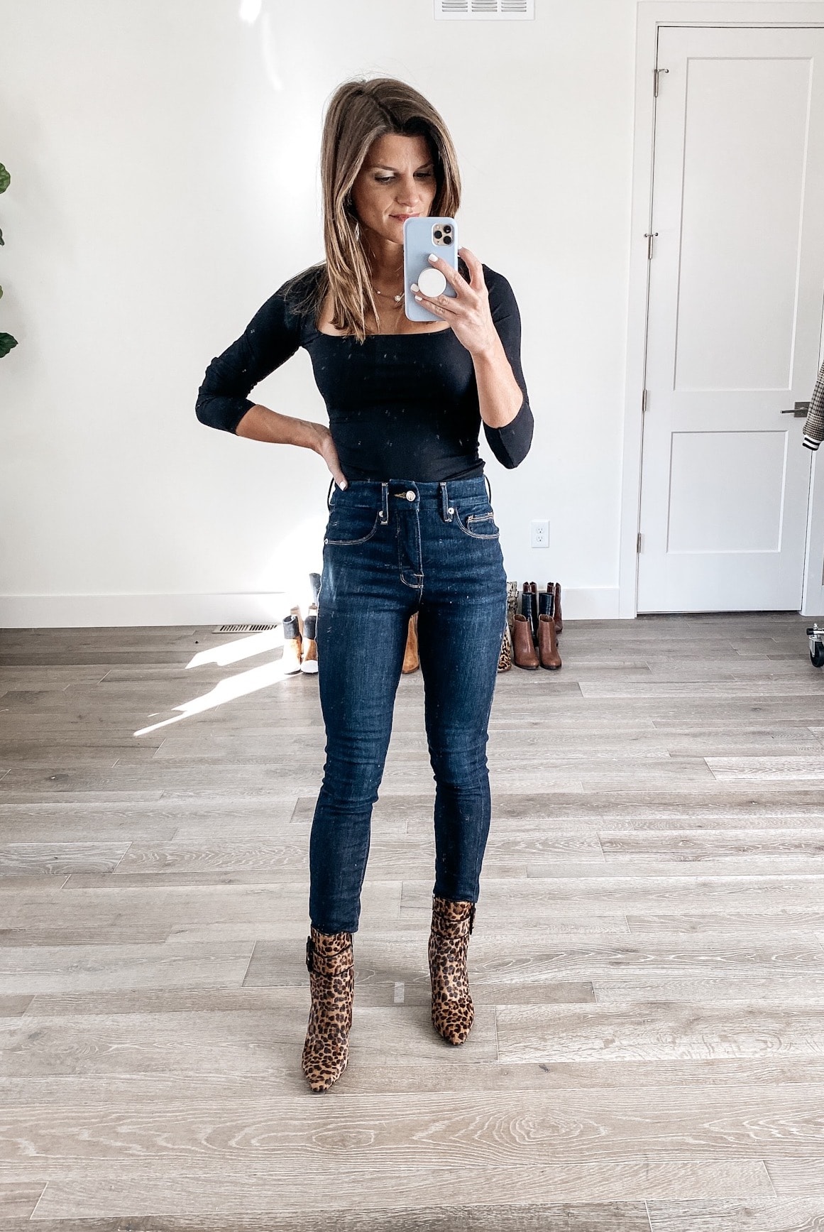 black jeans and boots outfit