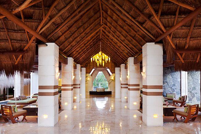 ABOVE: view of the lobby