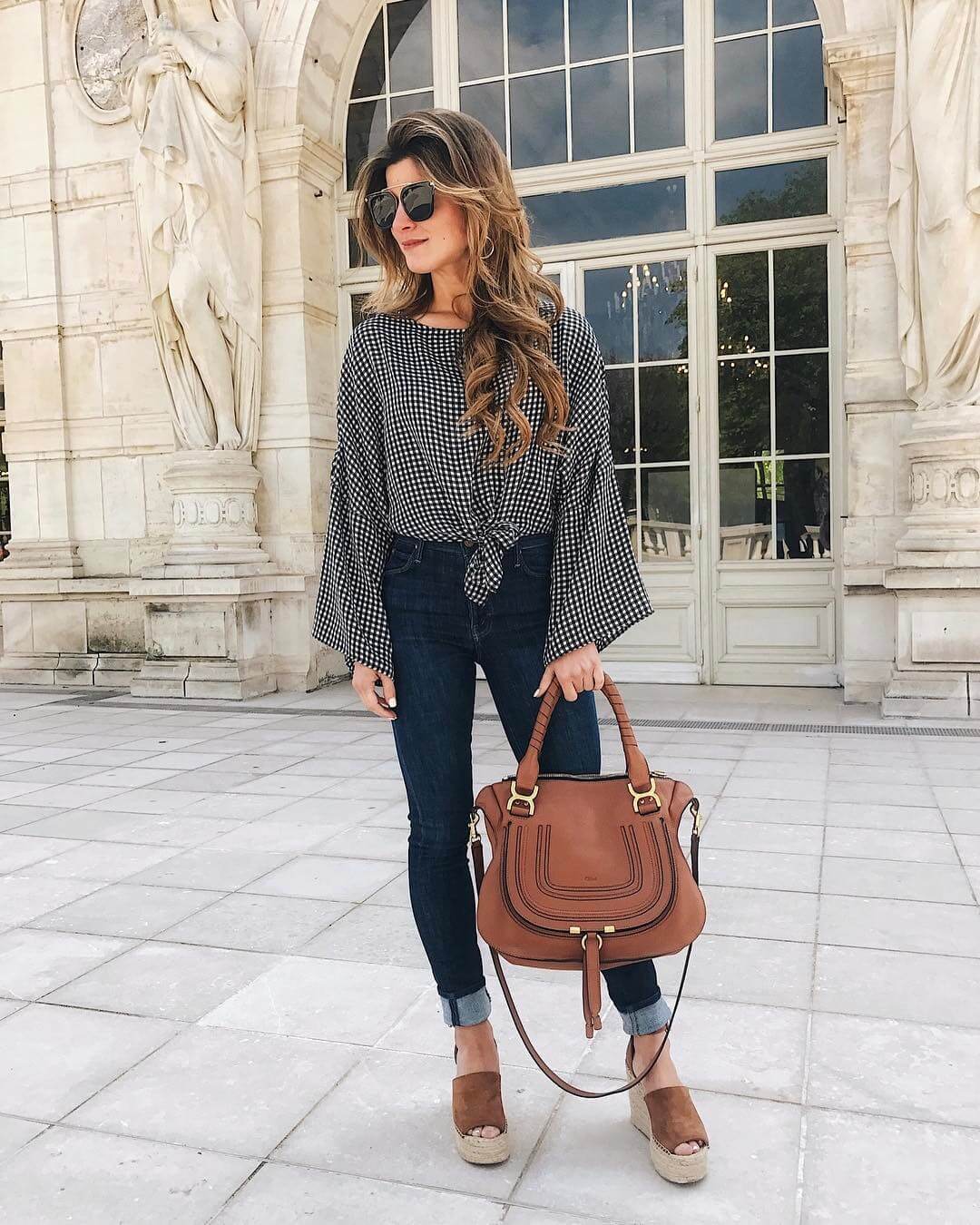 brighton keller wearing gingham top, skinny jeans, marc fisher wedges and chloe bag