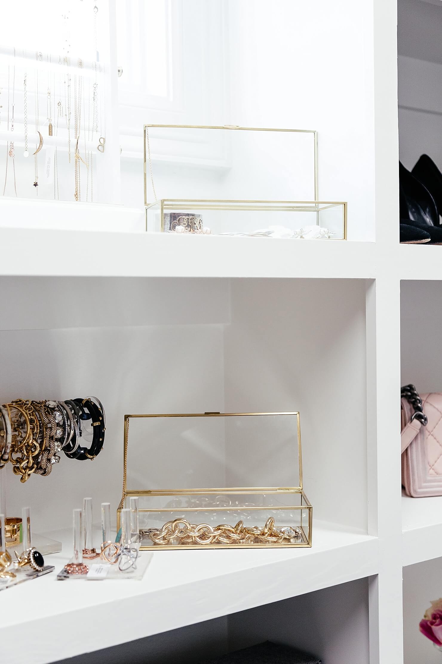 how to organize your jewelry, tuck it away, jewelry organization tips