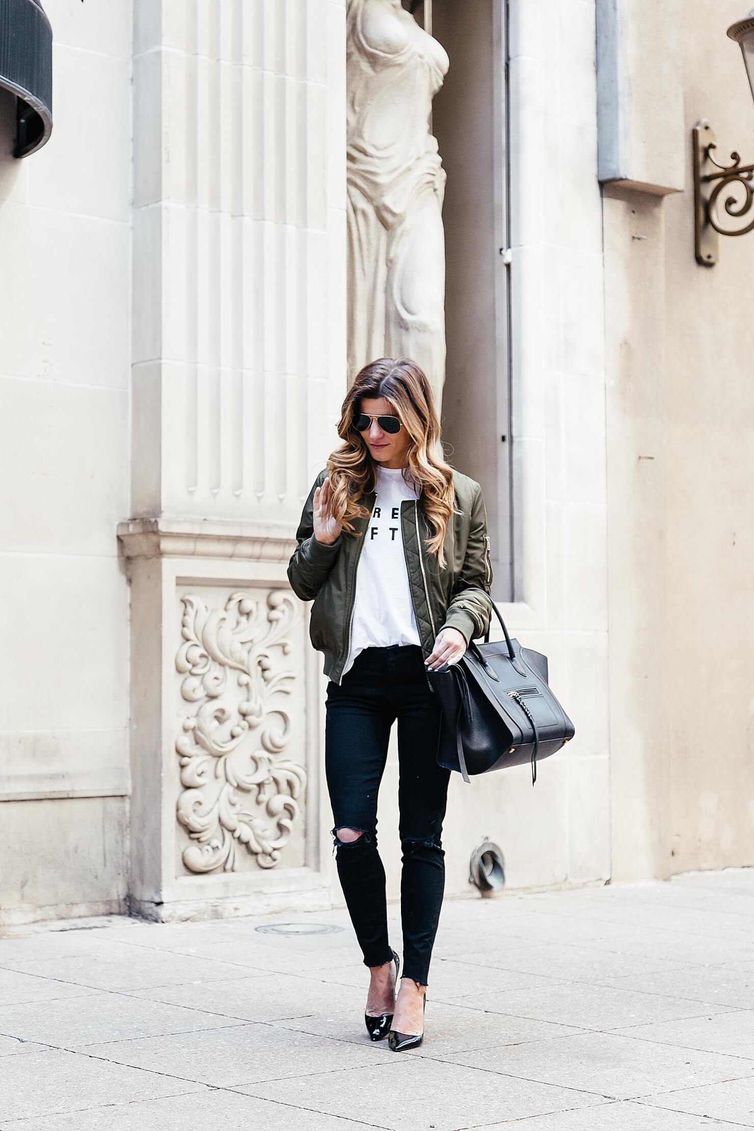 how to wear a bomber jacket, topshop olive green bomber jacket, sincerely jules dream often white tee, mother slit knee denim, patent leather pumps, dressing up a tee shirt, bomber jacket outfit