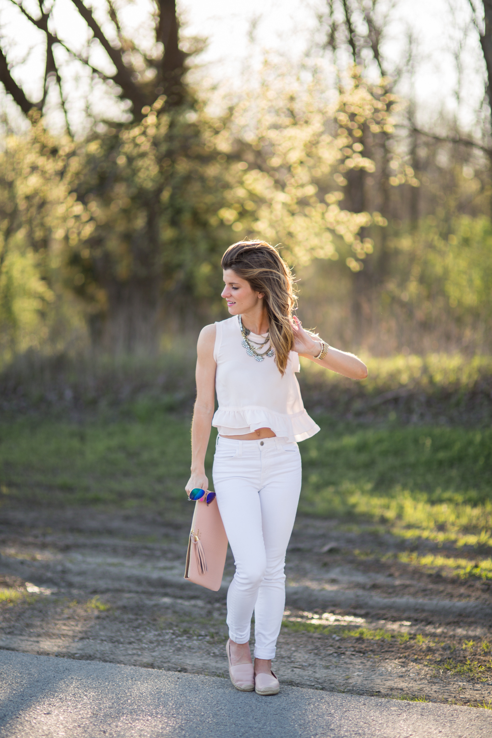 Blush Peplum Top and White Jeans5