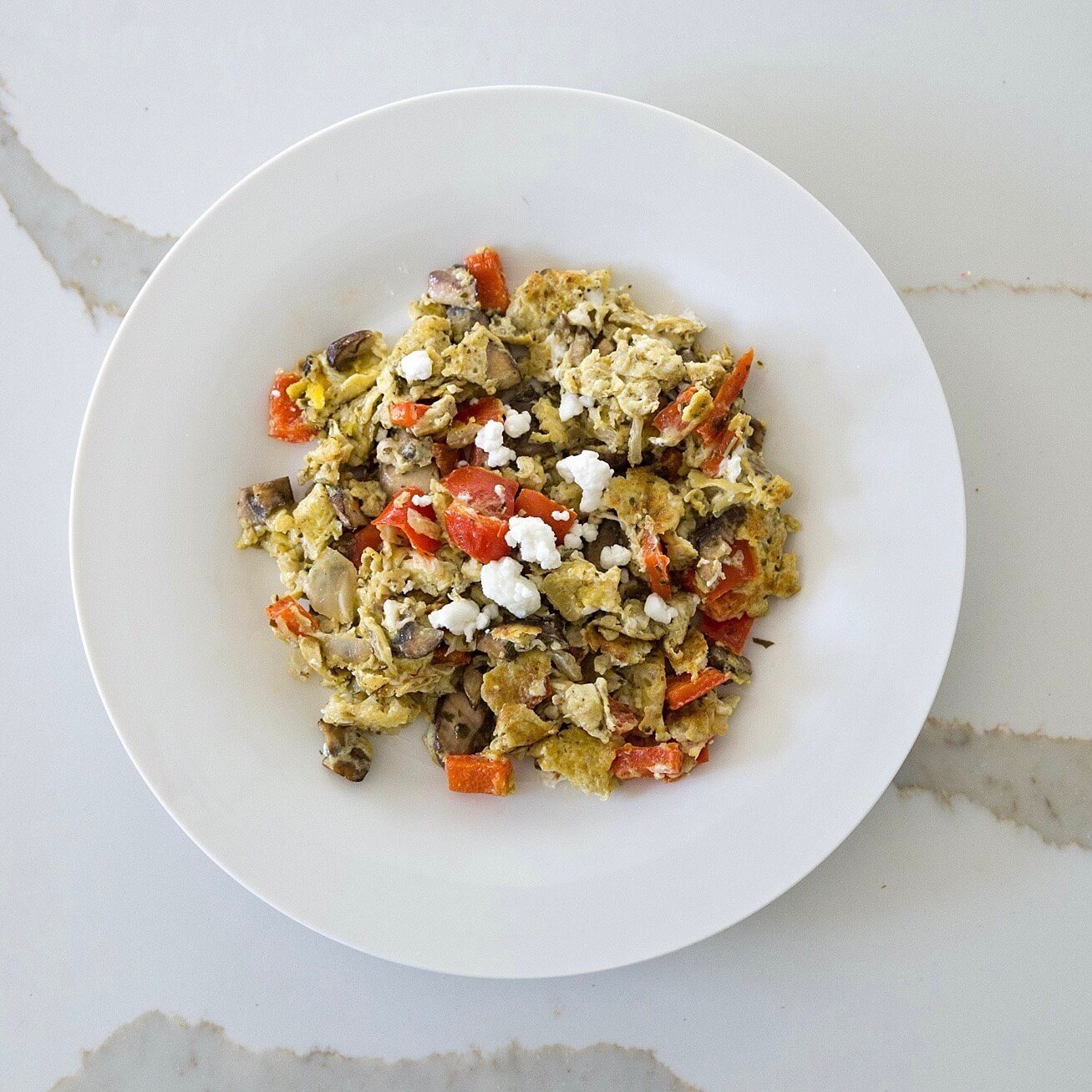 BTD Weekly Meal Plan featuring pesto vegetable egg scramble