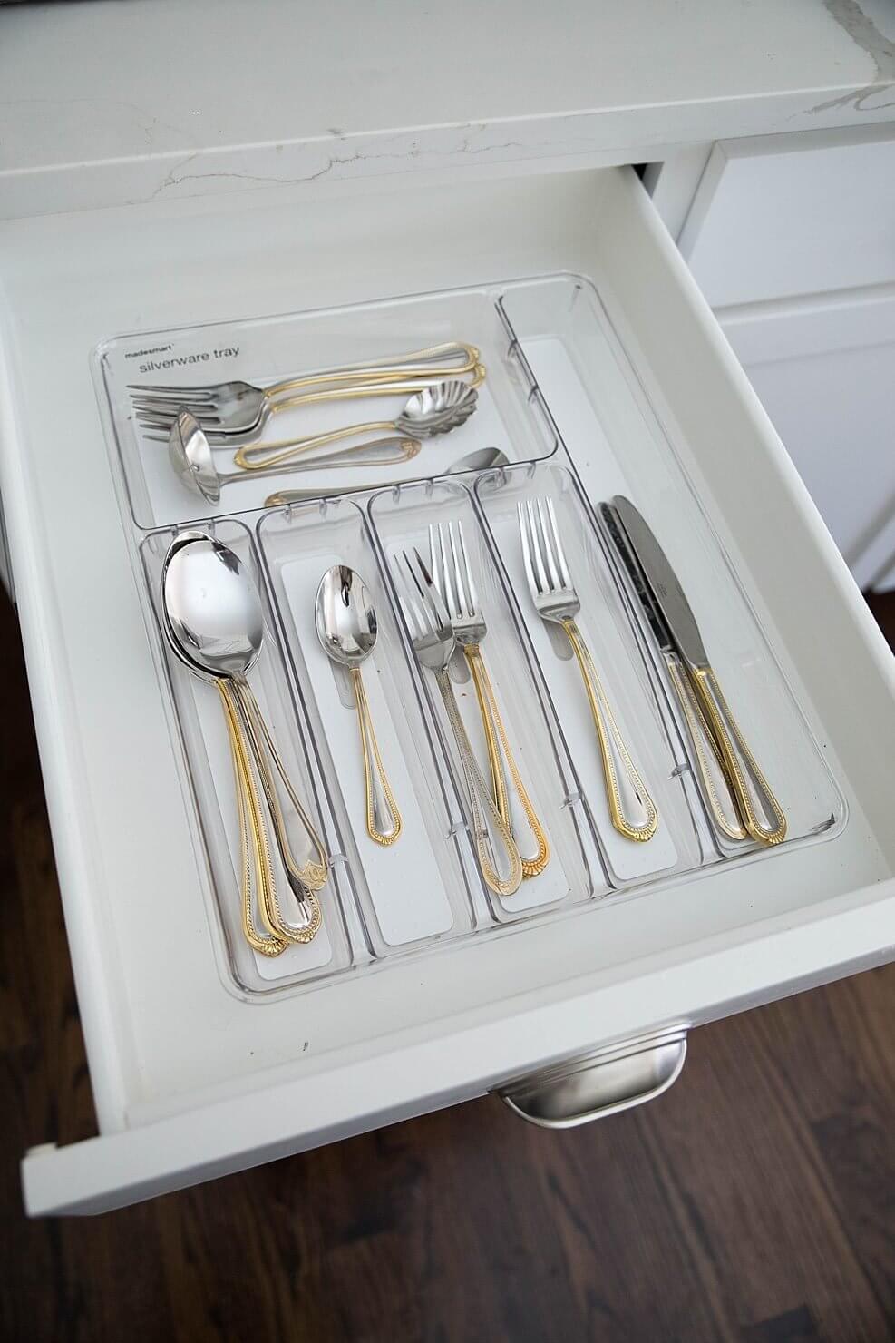 How to organize your kitchen cabinets -silverware