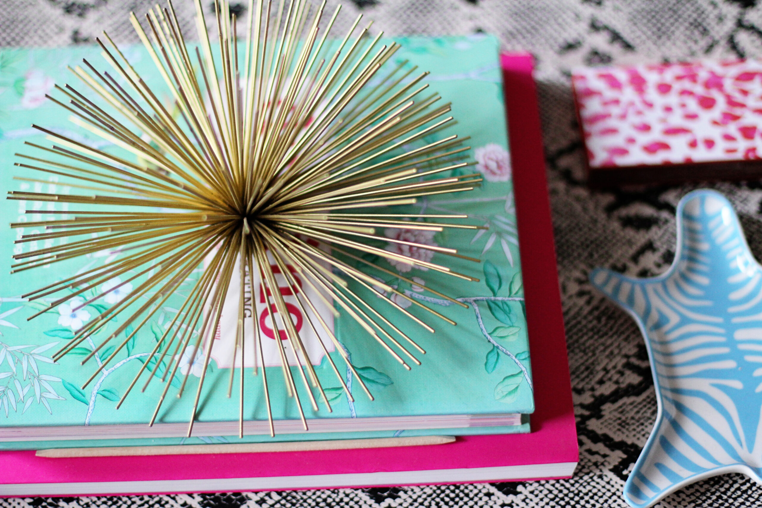 coffee table details