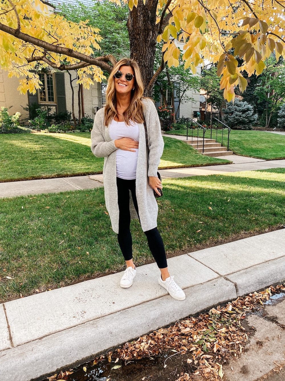 Brighton Butler Fall Outfit Idea, 18 weeks pregnant, maternity leggings grey cardigan white sneakers