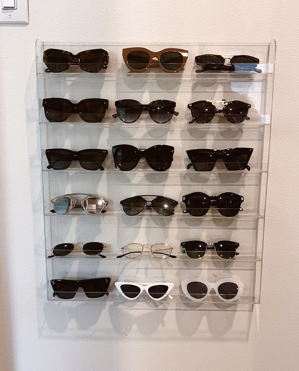 How to organize your sunglasses on sale