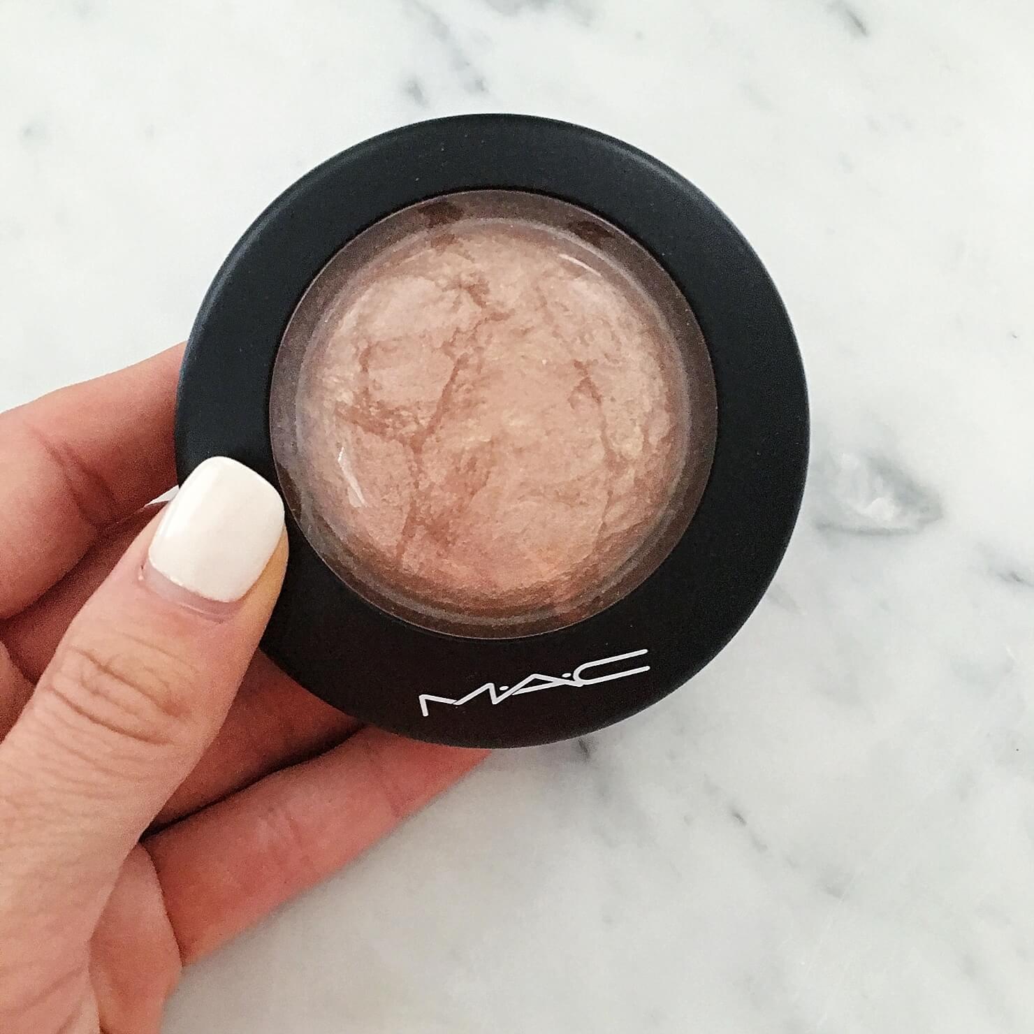 MAC Mineralize Finish ‘Soft & Glow’ 