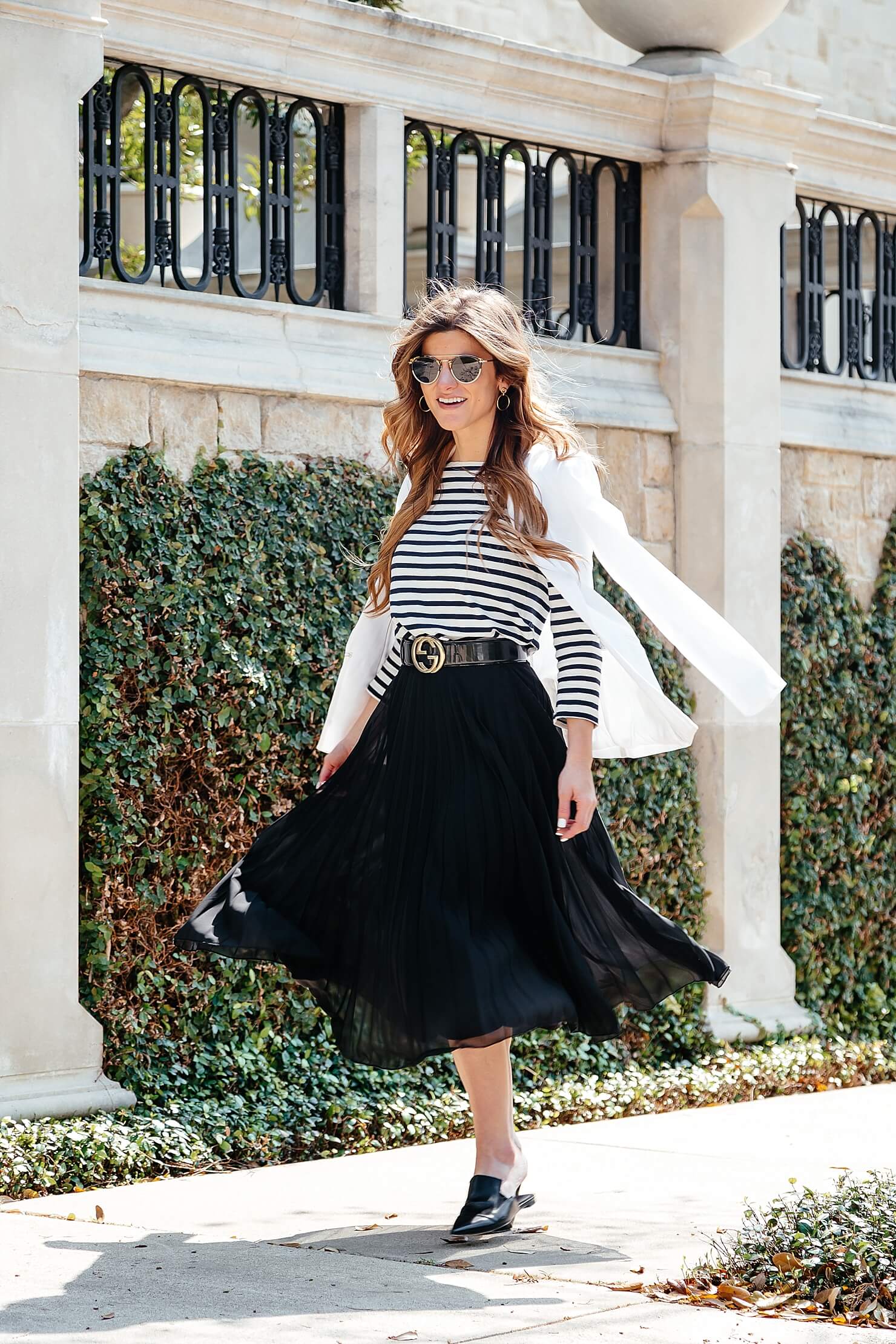 black pleated midi skirt, striped tee, gucci belt, pointed toe flats 4