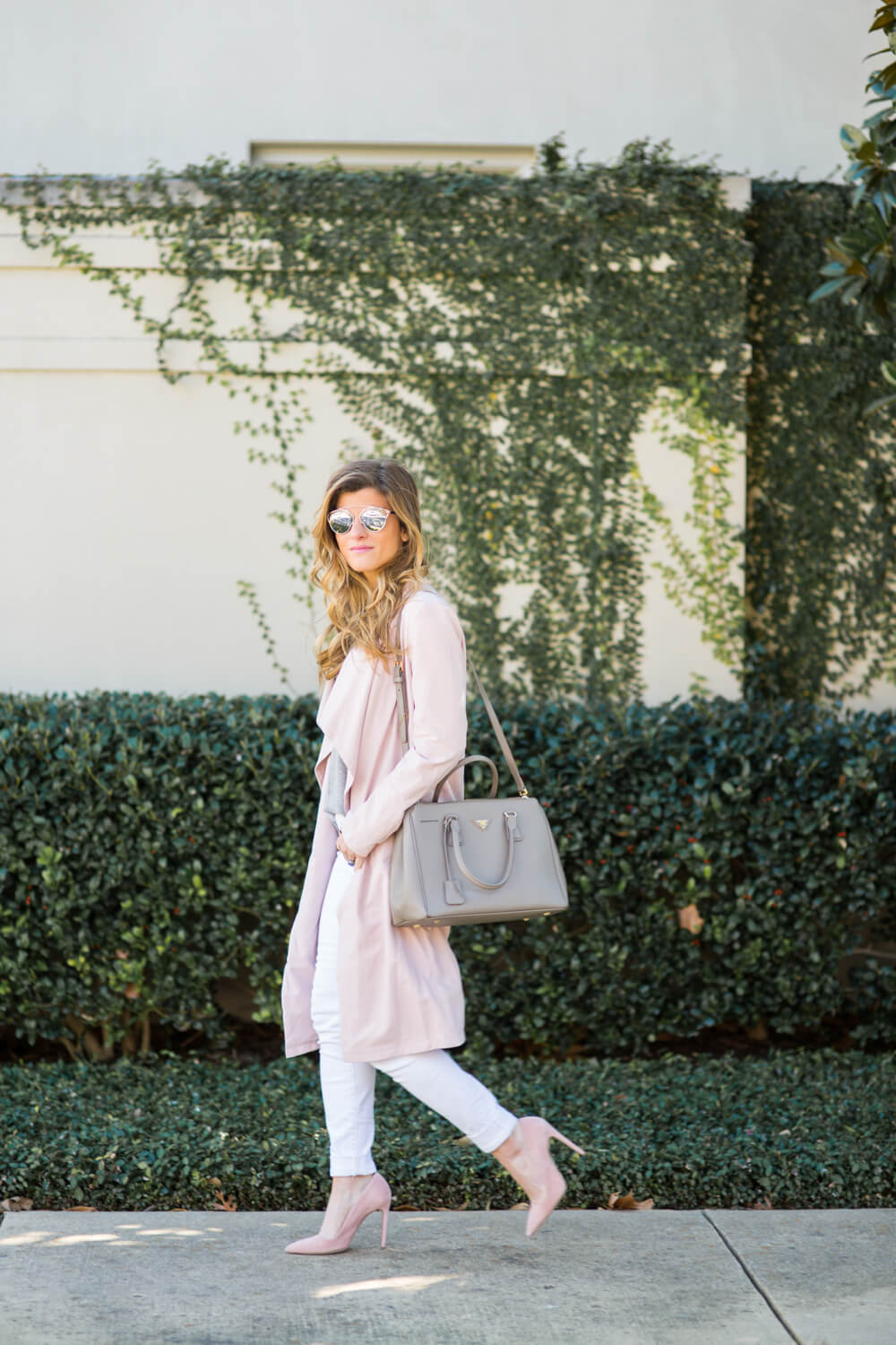 blush duster + grey sweater + white skinnies 