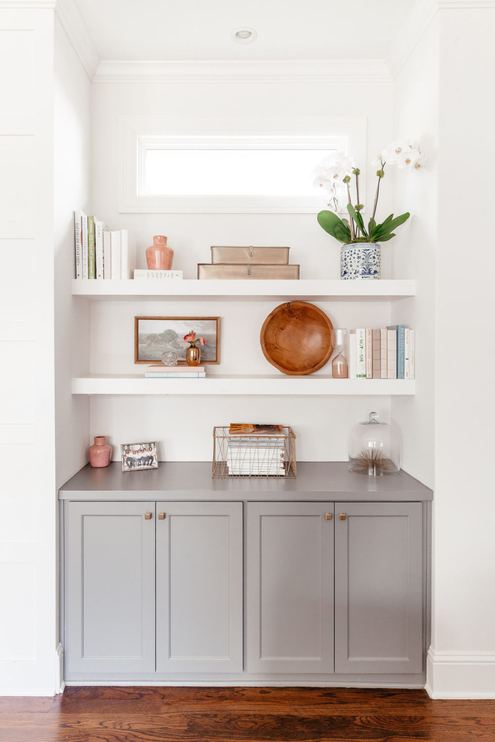 bookshelf styling