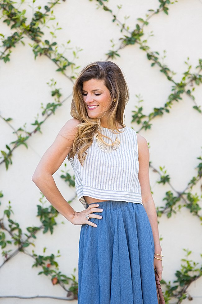 brightontheday wearing linen striped crop top and high-waisted midi skirt