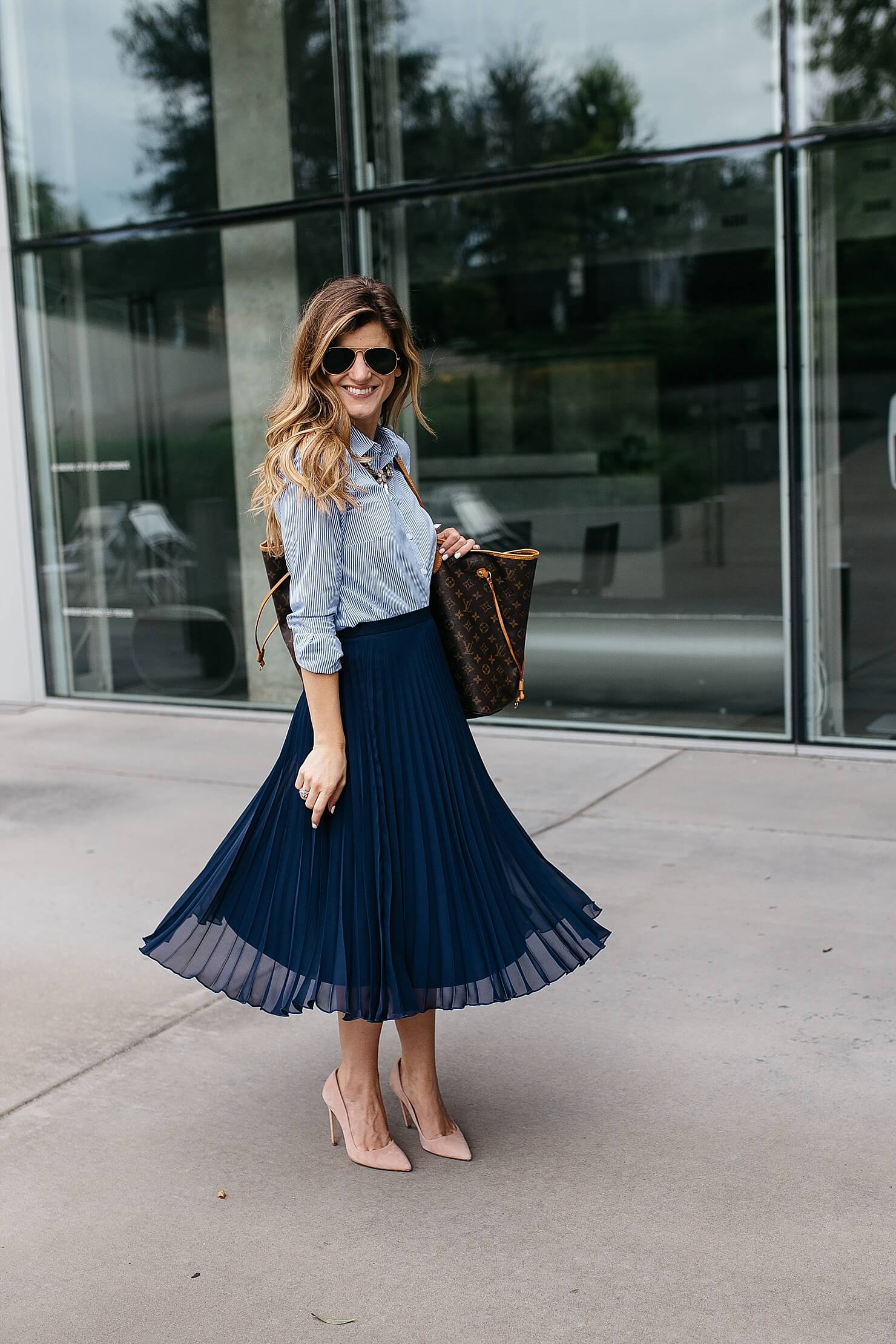 Navy pleated skirt outfit hotsell