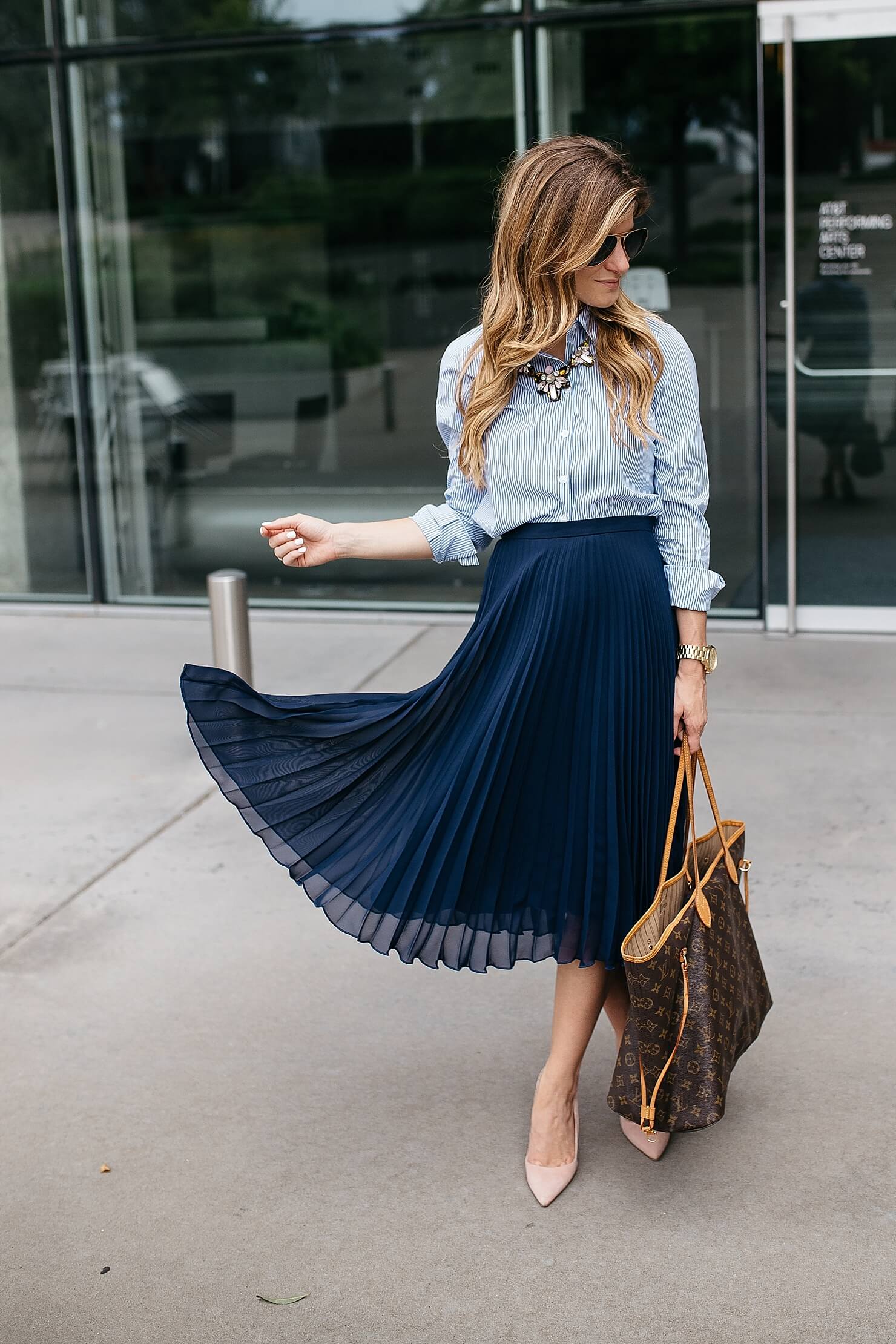 business casual outfit pleated midi skirt