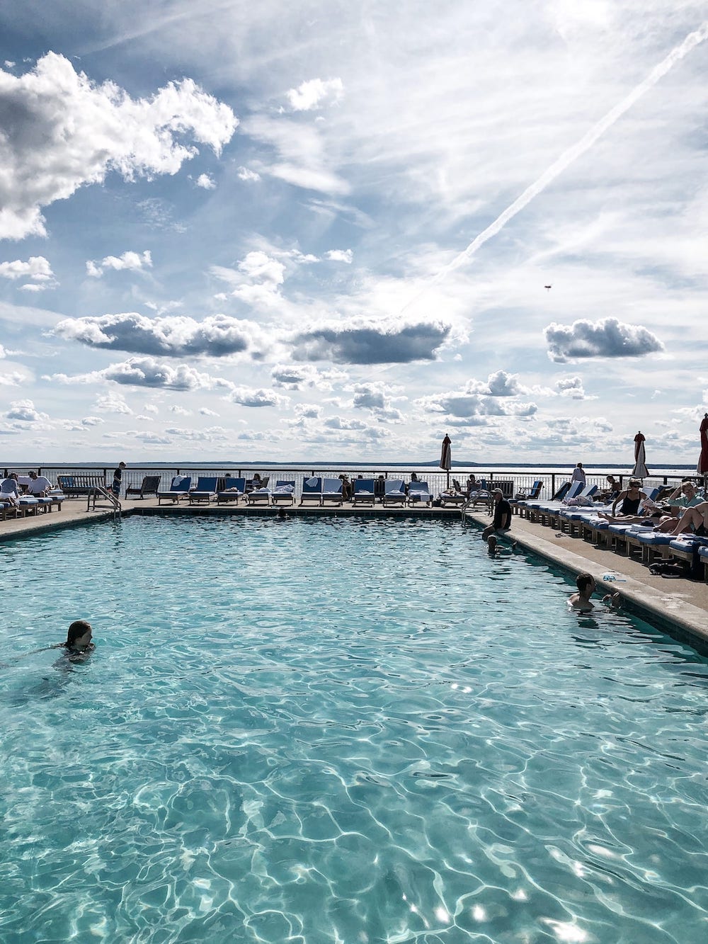 colony hotel pool kennebunkport