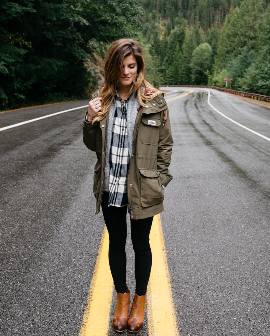 how to wear leggings - casual outdoors outfit, hiking outfit with leggings, plaid, utility jacket, ankle booties