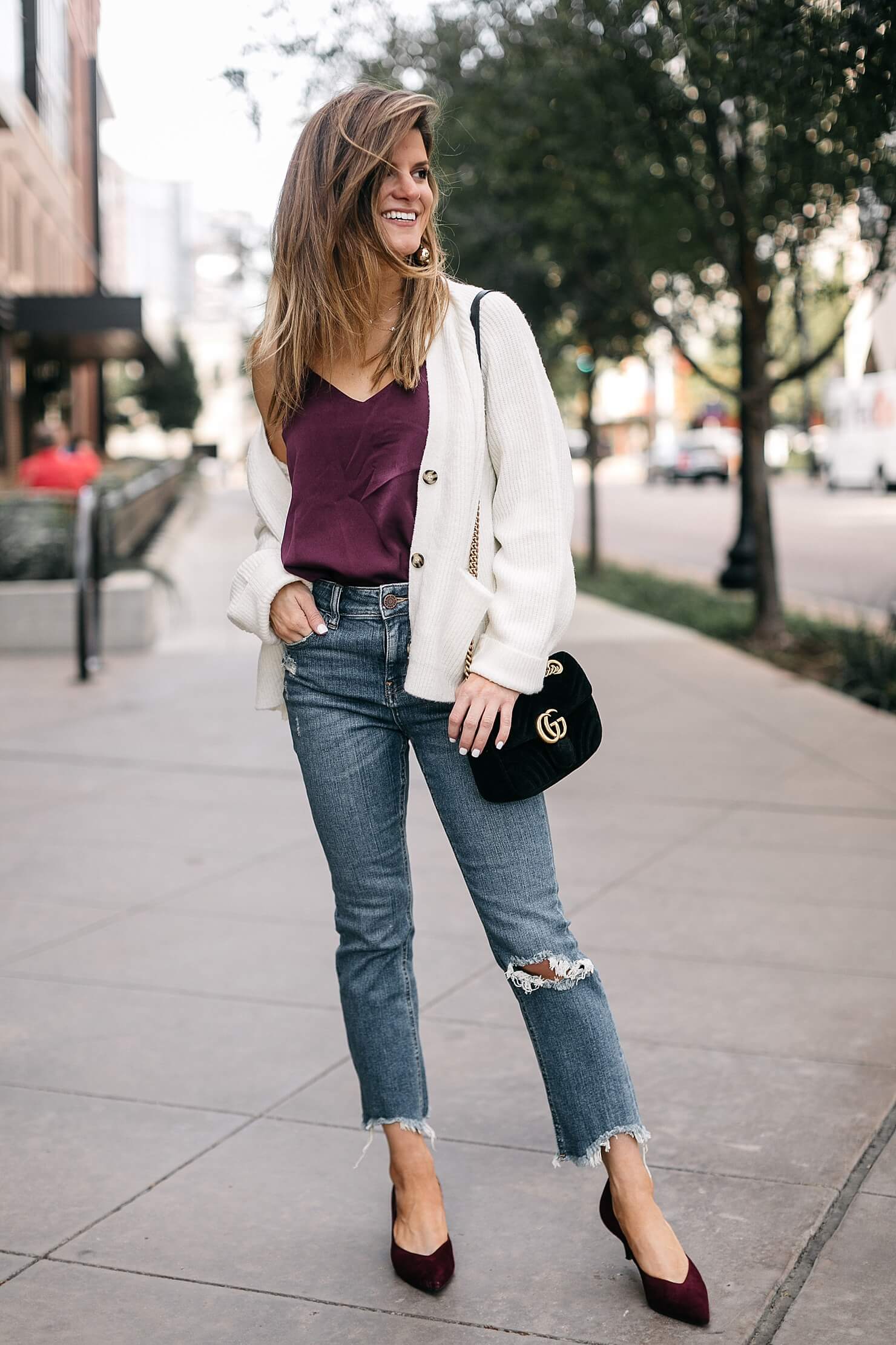 camisole tank, cream cardigan, girlfriend jeans and kitten heels with gucci bag