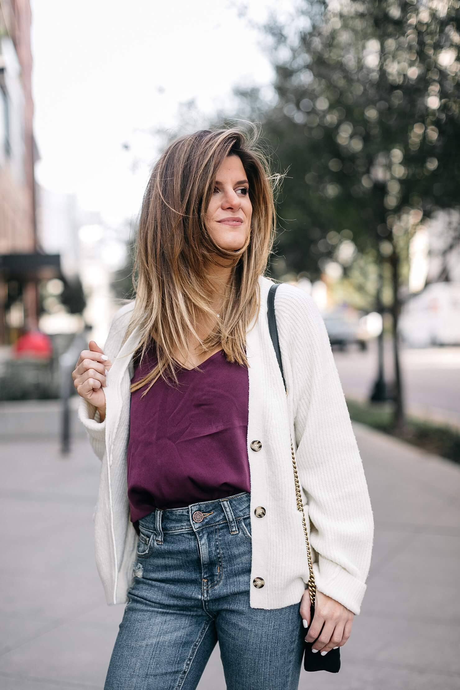 camisole tank, cream cardigan, girlfriend jeans and kitten heels with gucci bag