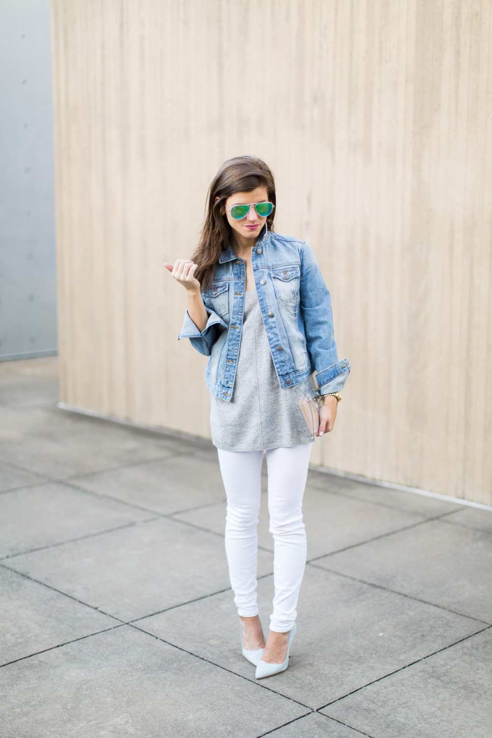 winter white jeans outfit, white jeans and grey sweater, white jeans and denim jacket, how to wear white jeans after labor day