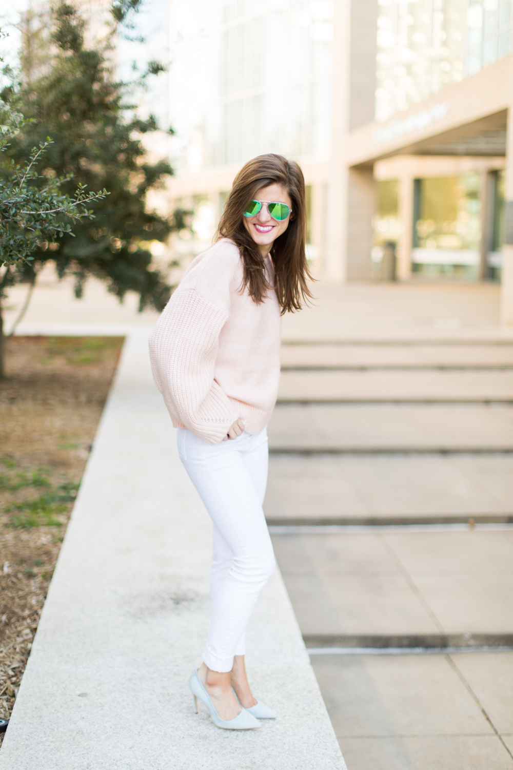 white jeans outfit, white jeans after labor day outfit, winter white jeans outfit, pastel pink and and blue outfit, oversized blush pink sweater with white jeans and stilettos, casual chic outfit